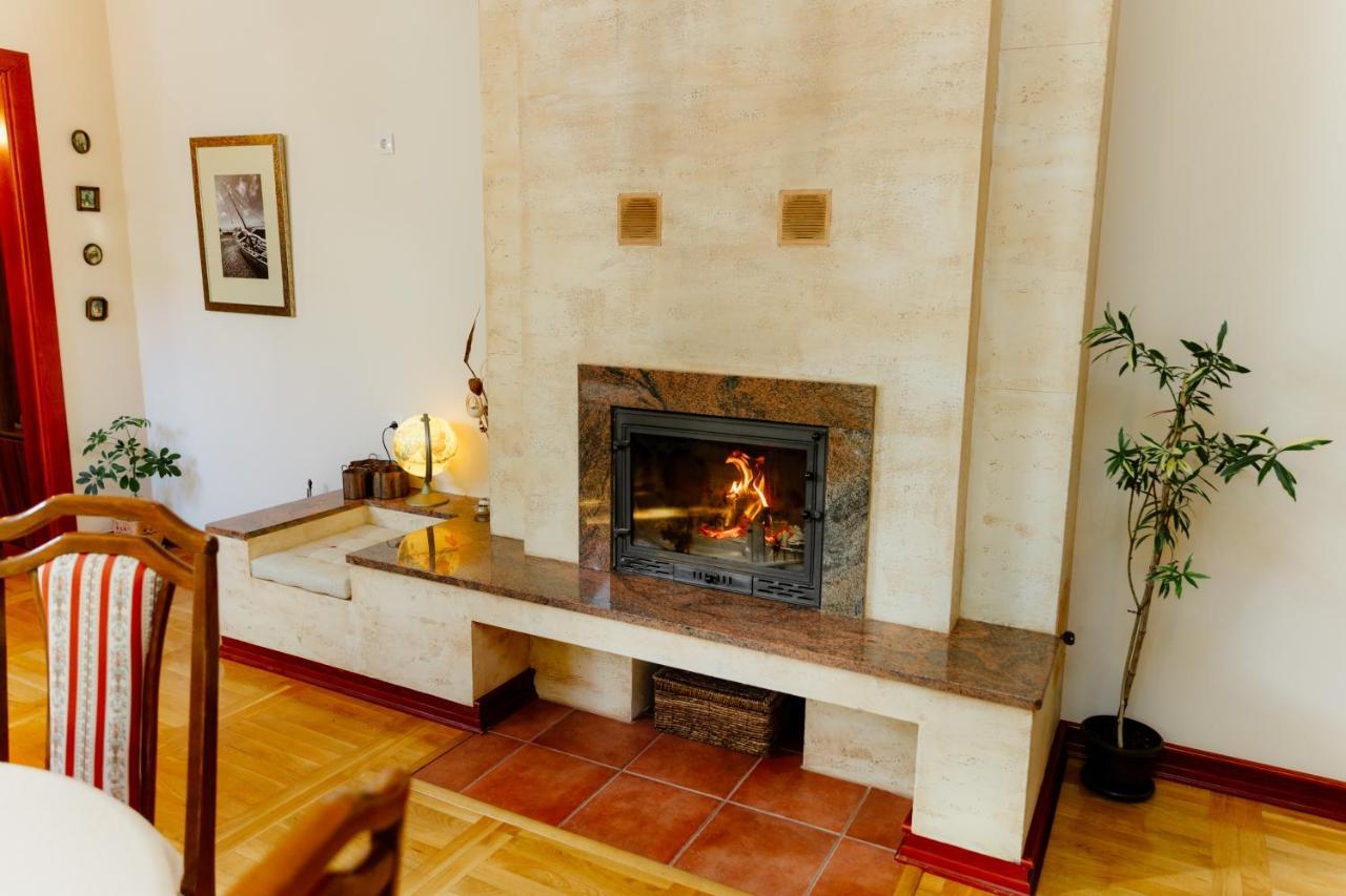 Apartman Zamak Sombor Luaran gambar