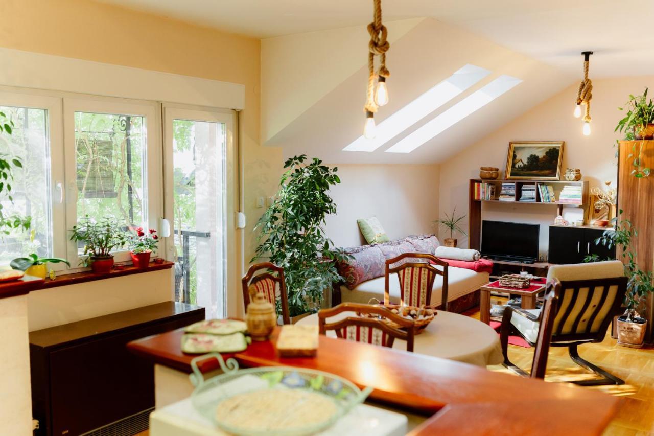 Apartman Zamak Sombor Luaran gambar